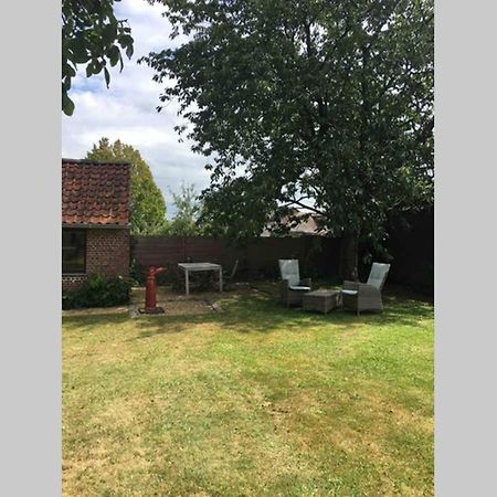 Cozy Studio On A Quaint Farm Apartment Kruibeke Luaran gambar