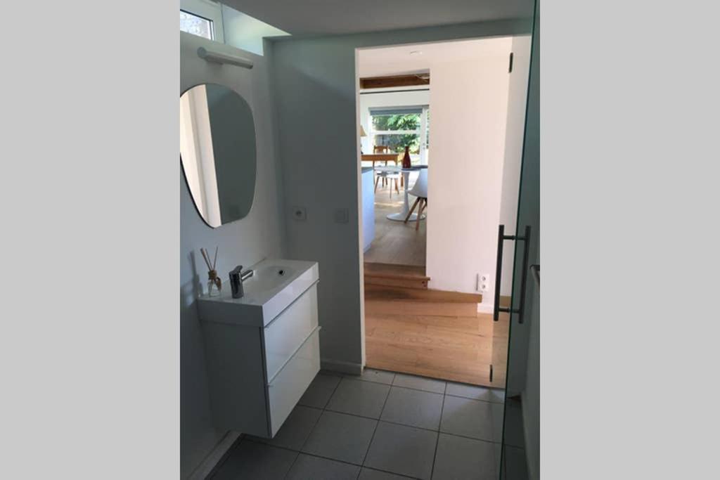 Cozy Studio On A Quaint Farm Apartment Kruibeke Luaran gambar