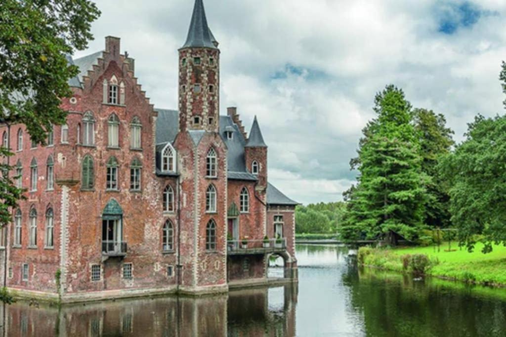 Cozy Studio On A Quaint Farm Apartment Kruibeke Luaran gambar